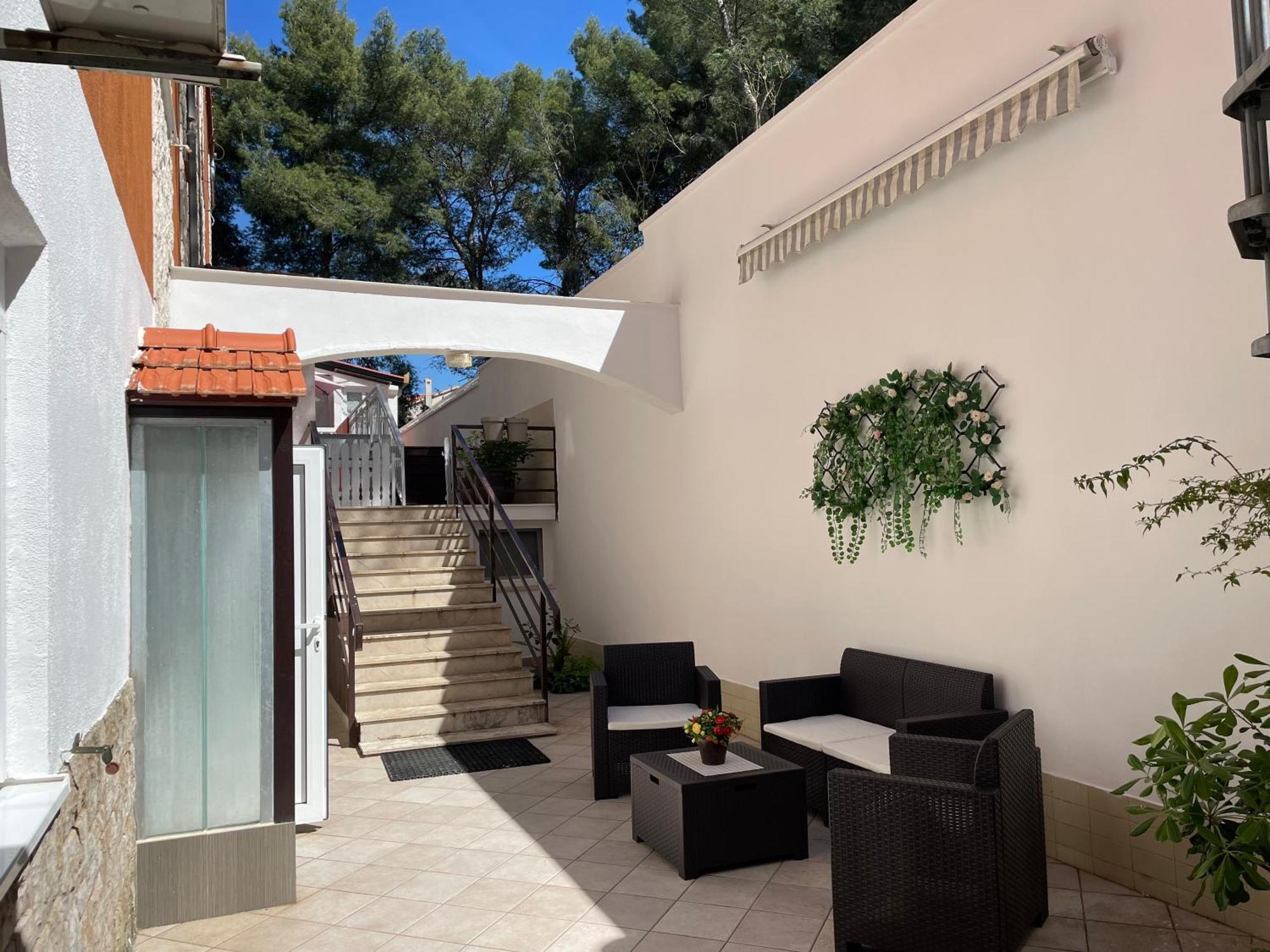 Apartments Coric Trogir Exterior photo