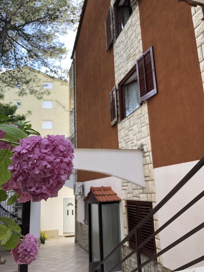 Apartments Coric Trogir Exterior photo