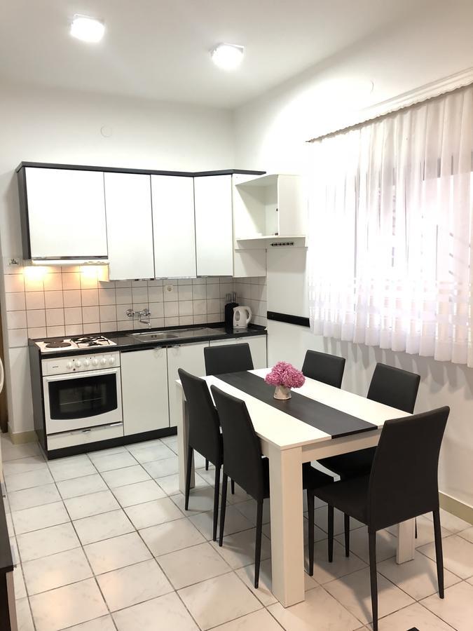 Apartments Coric Trogir Exterior photo